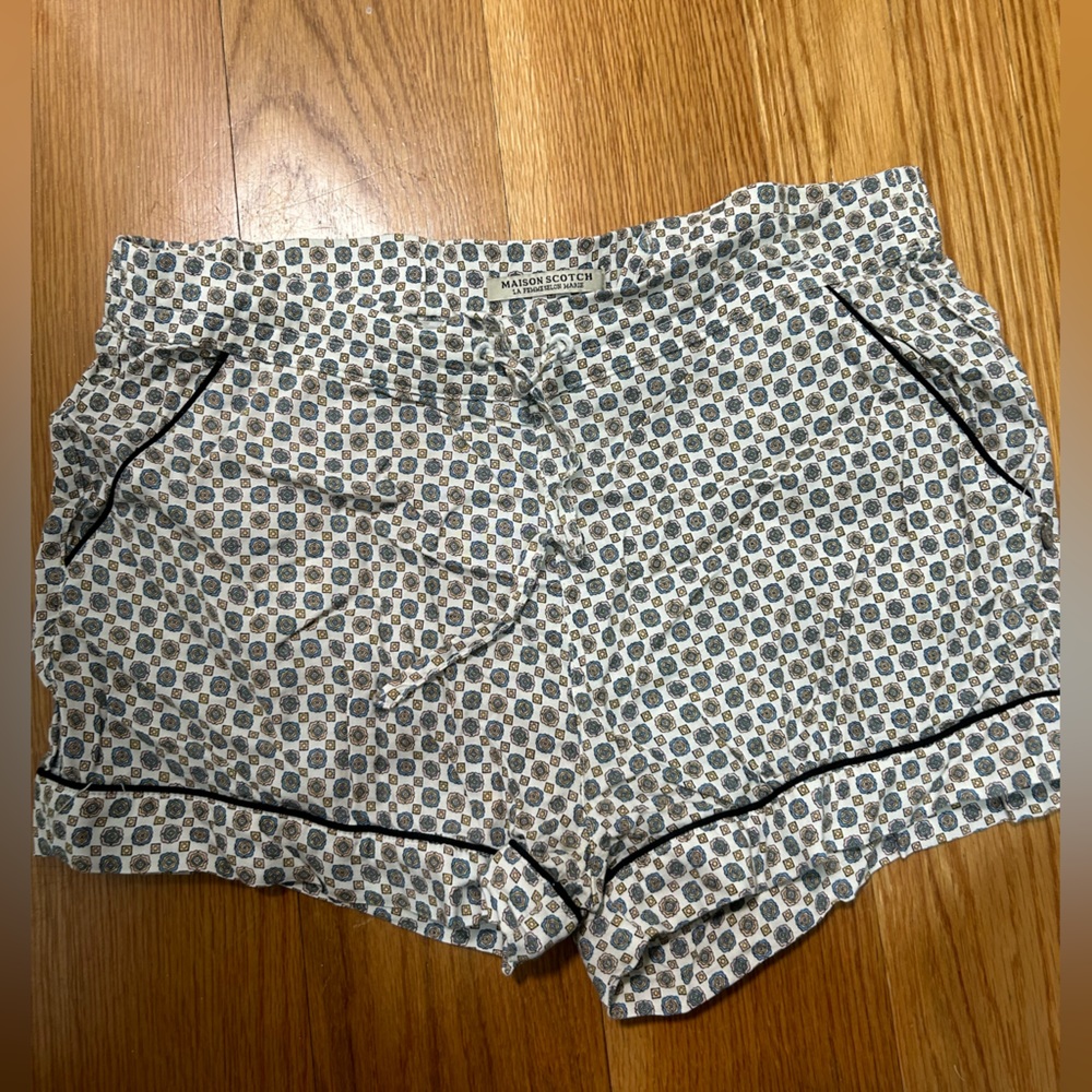 Maison Scotch La Femme Selon Marie Silk Pajama Short